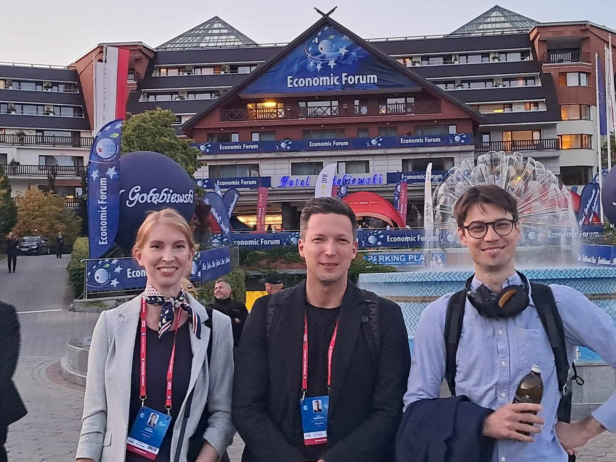 Na jakie sprawy warto zwracać uwagę przy wyborze biura tłumaczeń